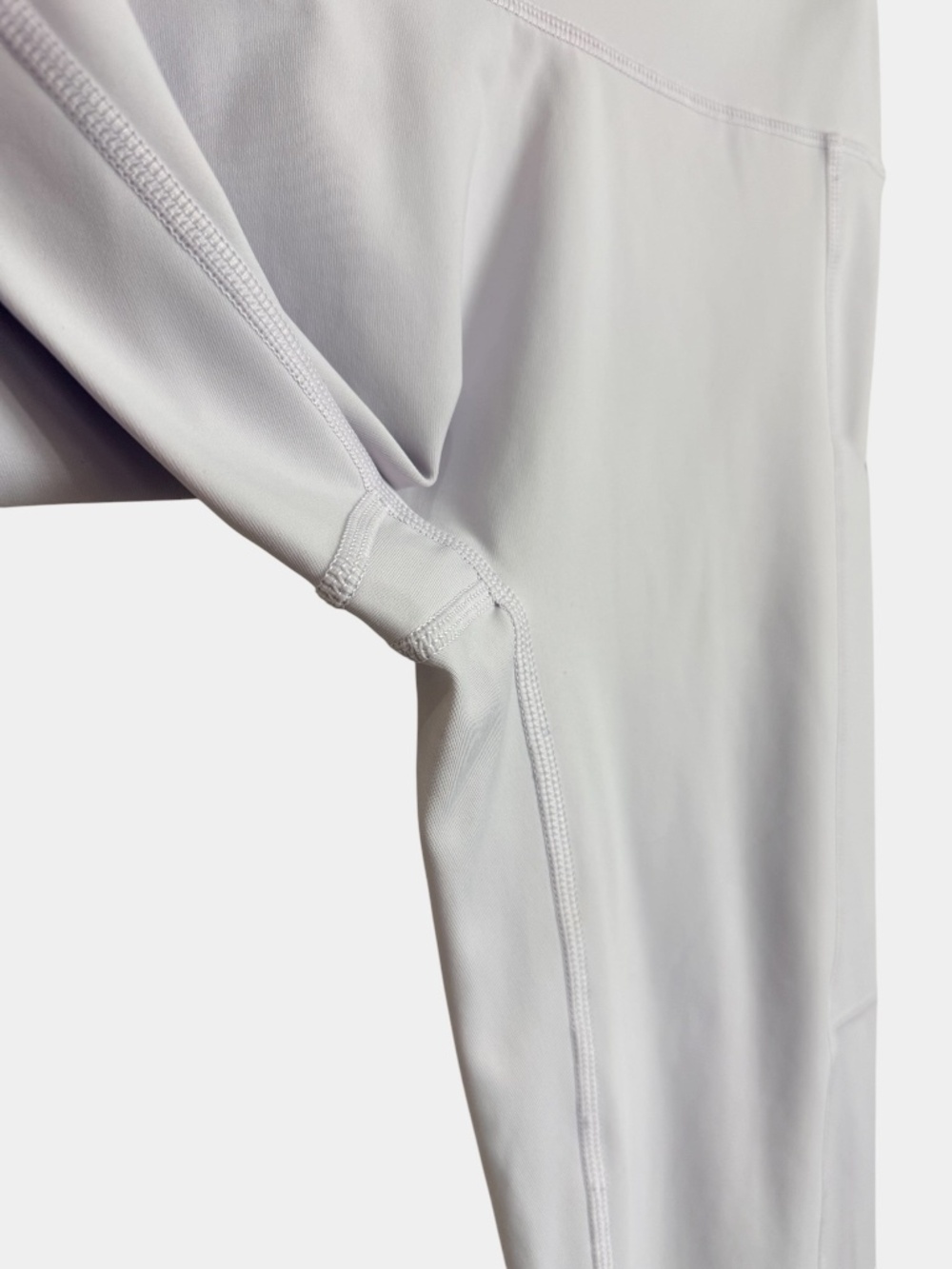 #017 - AERIE - OFFLINE GOALS LEGGINGS // W - 10.5 / R - 9 / I - 24.5 - Picture 7 of 12
